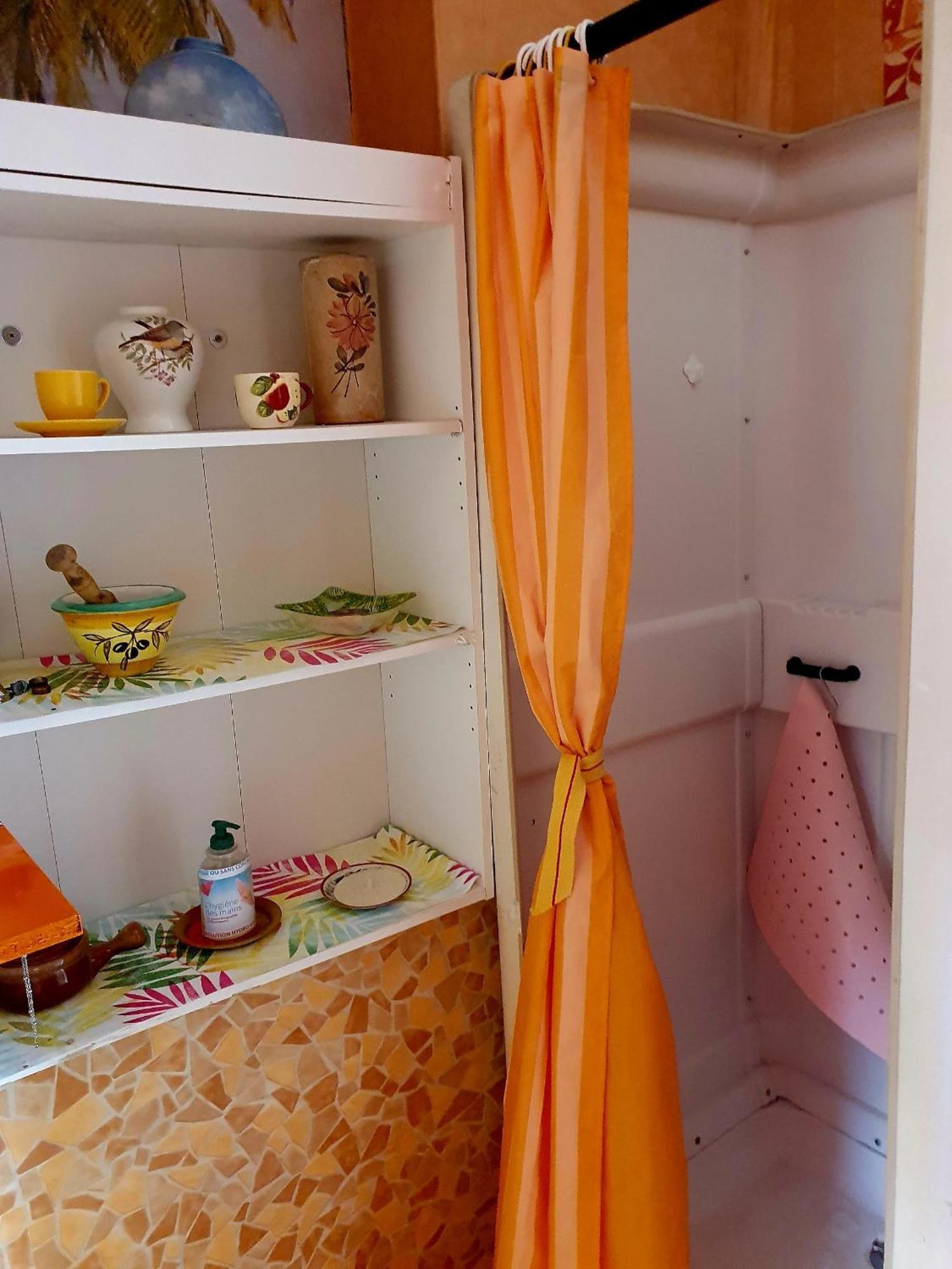 Bed And Breakfast Les Roses Multicolores Du 47 Fumel Exterior photo